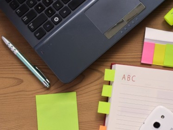 What is the difference between internal and external audit and what do they have in common?